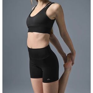 5" Airlift Energy Short ALO